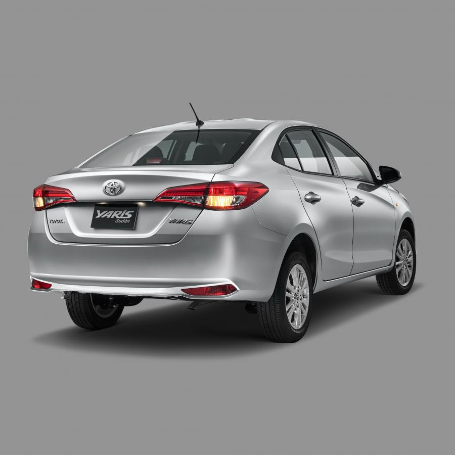  Toyota Yaris Sedan 2018 года  (MX) (фото 2 из 7)